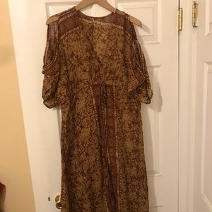 Free People ~ Cutout Shoulder Maxi Dress